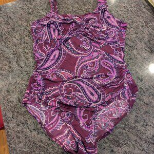 Lands End Tummy Control & underwire One-piece Swim Suit Purple Paisley 14D